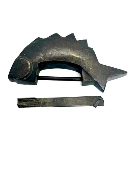 กุญแจจีนโบราณ (Ancient Chinese Padlock)