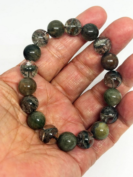สร้อยข้อมือแก้วโป่งข่าม-12 มม. (12 mm. Phantom Quartz Bracelace)