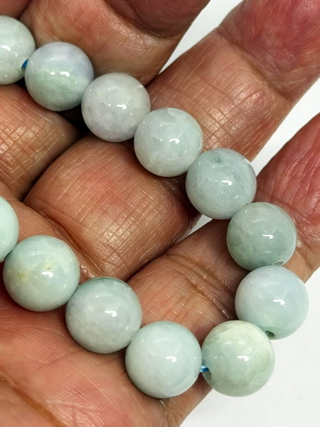 สร้อยข้อมือหยกเขียวพม่า-10 มม. (Burmese Green Jade Bracelet)