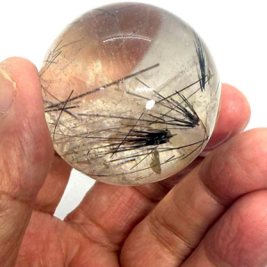 ลูกแก้วไหมดำ หรือแก้วขนเหล็ก-47 ม.ม. (Black Rutilated Quartz Sphere)